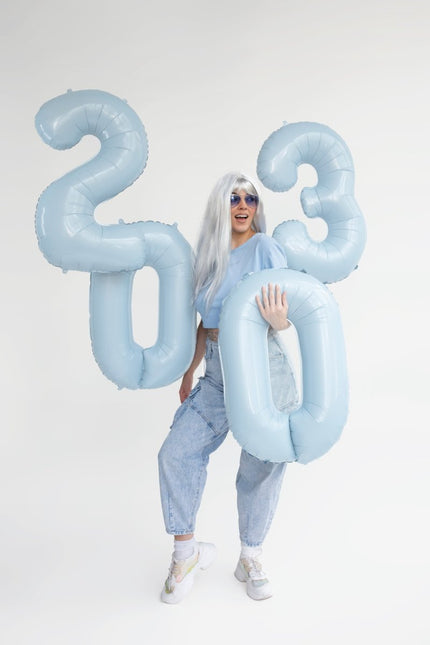 Zilveren Pruik Lang Haar van Partydeco koop je bij Partywinkel